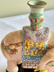 lot 189 image: Vintage Chinese Decorative Elephant Candle Holder