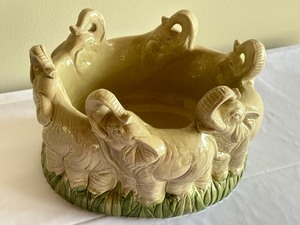 lot 188 image: Fitz and Floyd Ceramic Elephant Planter