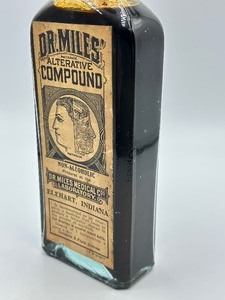 lot 7 image: Antique Medical Bottle Dr. Niles Alternative Compound