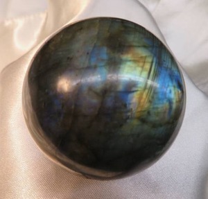 POLISHED NATURAL RAINBOW FLASH LABRADORITE CRYSTAL