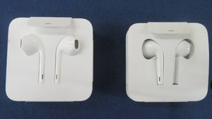 APPLE EAR BUDS