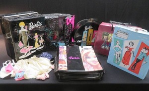 MULTIPAL VINTAGE BARBIE AND BRATS DOLL CASES.