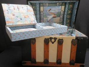 BEAUTIFUL REFINISHED TRUNK
