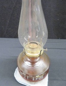 VINTAGE OIL LAMP