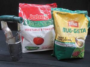 NEW ORGANIC VEG AND TOMAT0 FOOD PLUS