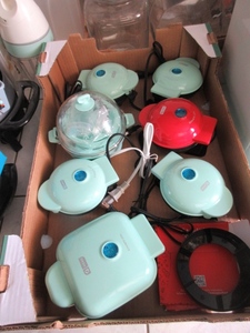 lot 216 image: DASH MINI GRILLS, EGG COOKER, POCKET SANDWICH MAKER, ETC. - NEVER USED