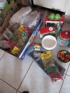 lot 243 image: VIVA LA FIESTA CERAMIC ITEMS AND MORE