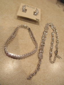 lot 120 image: MONET RHINESTONE 3 PC SET - NEW