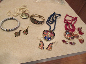 lot 132 image: CLOISONNE JEWELRY - ALL NEW