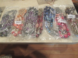 lot 136 image: 3 LAYER CHUNKY NECKLACES - BRAND NEW