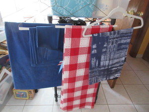 lot 304 image: RED, WHITE AND BLUE TABLE LINENS