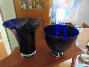 lot 431 image: POLISH COBALT GLASS ITEMS FROM CRATE AND BARRELL