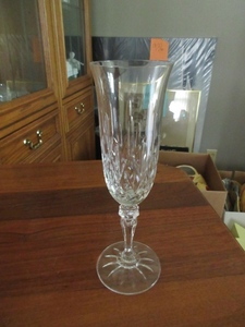 lot 456 image: CRYSTAL STEMMED CHAMPAGE FLUTES
