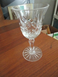 lot 460 image: CRYSTAL STEMMED CORDIALS