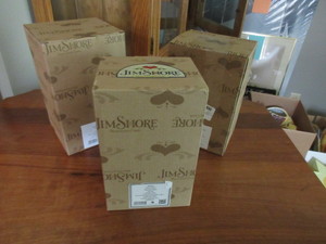 lot 535 image: JIM SHORE SANTAS FROM AROUND THE WORLD - NEW IN ORIGINAL BOXES
