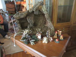 lot 542 image: LARGE MANGER AND WOODEN ORNAMENTSDECORATIONS