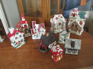 lot 549 image: CHRISTMAS HOUSE CERAMIC CANDLEHOLDERS