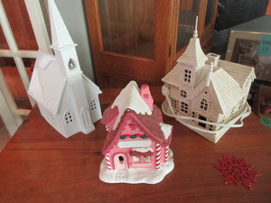 lot 573 image: HOLIDAY CERAMIC CHURCHES AND SWEET SHOP