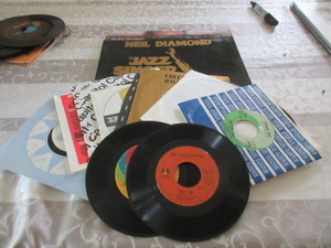 lot 327 image: BARBARA STREISAND, NEIL DIAMOND, JAMES TAYLOR  LPS AND VARIOUS 45s