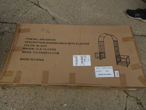 lot 724 image: TRELLIS - NEW IN THE BOX