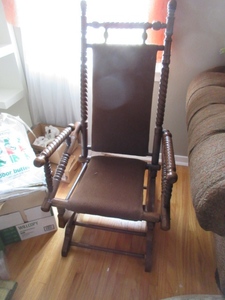 lot 166 image: VINTAGE ROCKING CHAIR