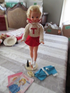 lot 356 image: TAMMY DOLL BY IDEAL