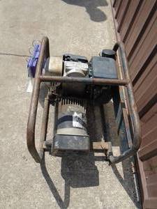 North Star Honda powered approx 3000 watt generator. Working condition. Company upgraded. As shown.