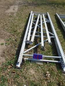 Pallet racking 12 x 8 x 42. 2 uprights & 4 crossbars. As shown.