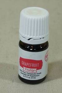 lot 50 image: Young Living Grapefruit Vitality Essential Oil Supplement 5ml