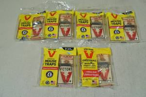 lot 109 image: 6 Packs Victor Mouse Traps