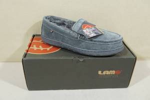 lot 126 image: Lamo Harrison Wool Mens Moccasins -Size 10, Grey