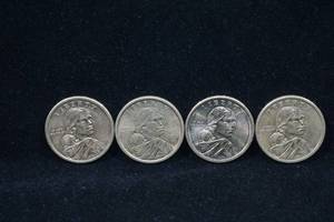 lot 129 image: 4 US Sacagawea Dollar Coins