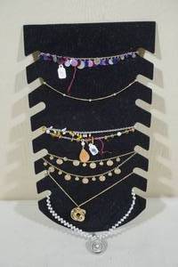 lot 149 image: 6 Necklaces