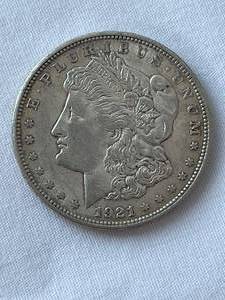 lot 9 image: 1921-D Morgan Silver Dollar