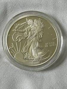 lot 55 image: One Troy Ounce .999 Fine Silver (American Eagle) in Sealed Case
