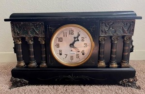 lot 107 image: 1900s Sessions Mantel Clock & Mechanism