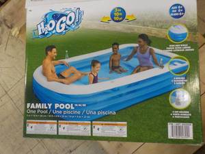 Family Pool- open box...