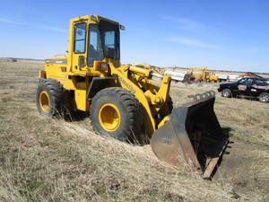 lot 4 image: Komatsu WA250 Payloader