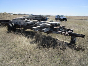 lot 65 image: Bus Frame Trailer wMisc. Lumber