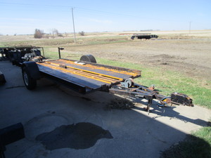 lot 33 image: 1986 Porscale Tiltbed Trailer 67x15 12 Bed