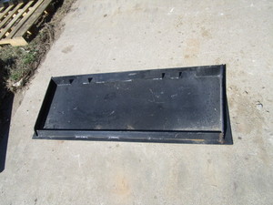 lot 27 image: (New) Skid Steer Quick Tach Plate