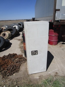 lot 54 image: Truck Box 18x18x48