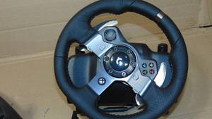 Logitech G920 Driving Force Streering Wheel & Pedals (XBox & PC). 0097855114693