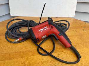 lot 27 image: Hilti 02020087 SD 4500 High Speed Drywall Screwdriver by HILTI