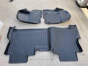 lot 41 image: Lot of 3 all weather mats for a Ford F350 dually.