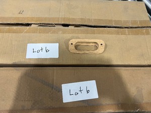 LOT OF 500 RED OAK DRAWERDOOR PULLS