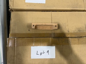 LOT OF 500 RED OAK DRAWERDOOR PULLS