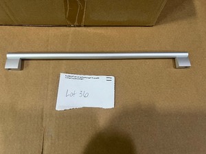LOT OF 100 ALUMINUM BOSS HANDLES