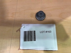LOT OF 250 KNOBS