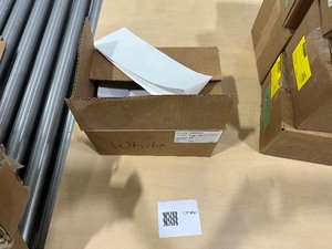 2,000 WHITE LABELS 4 X 11 TT PERF & HORIZONTAL FACE SPLIT  8 FANFOLD